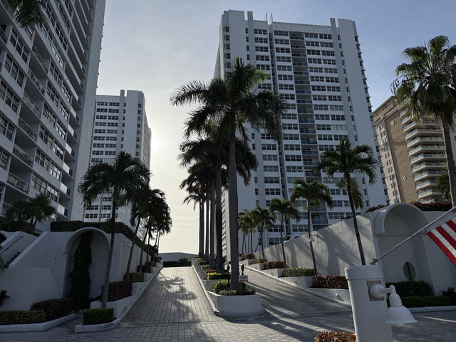 La Mer Estates  photo 2